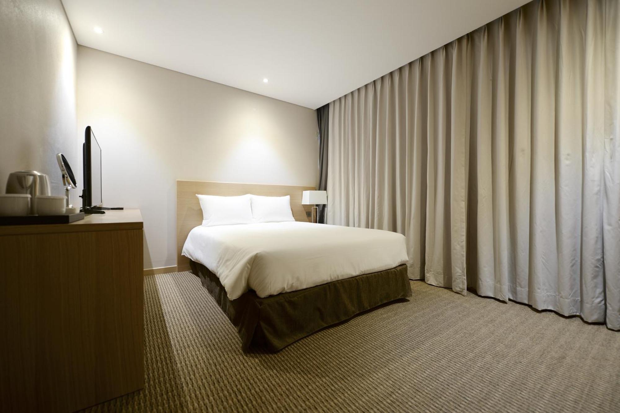Hotel New Oriental Myeongdong Seul Pokój zdjęcie